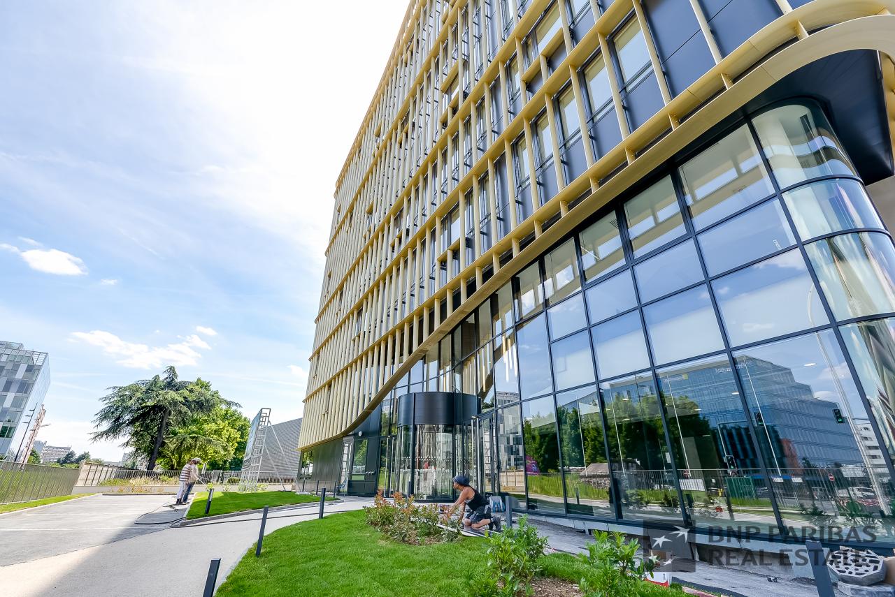 Bureau Montrouge 1695m² Location bureau Montrouge Hauts-de-Seine OLBUR2529181 2